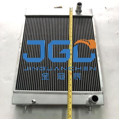 EX30 Pièces détachées pour excavatrice réservoir d'eau refroidisseur d'huile radiateur pour réservoir 4428333