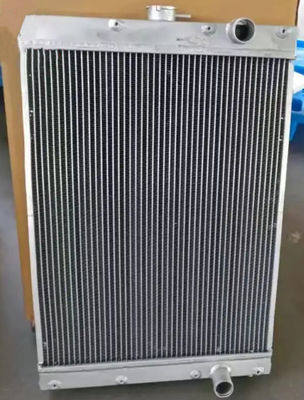 Fabrique de pièces de pièces de l'excavatrice Radiateur d'excavatrice de haute qualité Bobcat55