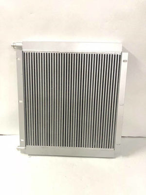 Réservoir d'eau de radiateur de réfrigérant à l'huile PC120-5 hydraulique 203-03-56130 710*580Mm