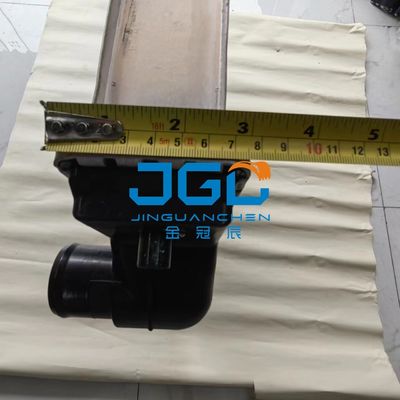 Excavatrice 4448338 du radiateur Zax200 de réservoir de l'eau Zax200-6