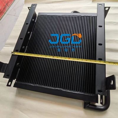 Une excavatrice plus fraîche Radiator du carburant ZAX120-1 de la taille 770