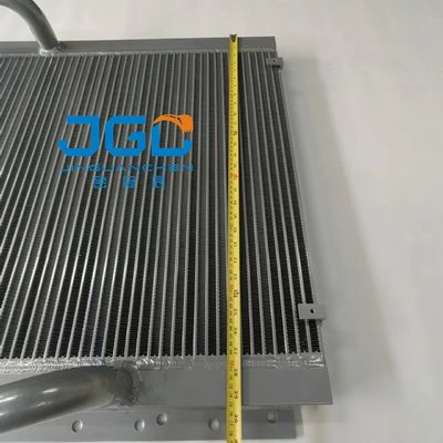 Pièces de rechange de filtre à essence du réfrigérant à huile hydraulique ZAX200-1 de radiateur pour l'excavatrice