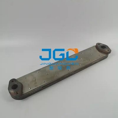 Les pièces de moteur épargnent le noyau 34339-03100 de réfrigérant à huile d'E320B E320C E320D