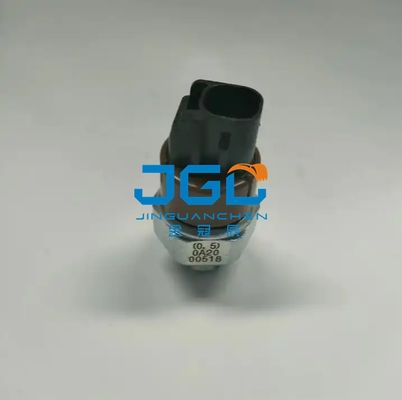 Approprié au capteur VH835301471A de Fitting Oil Pressure d'excavatrice de SK200-8 SK350-8