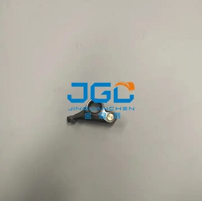Balancier de valve d'admission pour l'excavatrice VH13801E0070 J08E J05E de SK350-8 S250-8