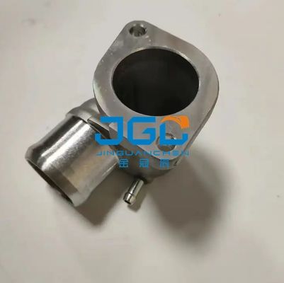 Excavatrice Accessory VH16303E0130 du débouché SK250-8 J05E de l'eau de logement de moteur