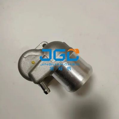 Excavatrice Accessory VH16303E0130 du débouché SK250-8 J05E de l'eau de logement de moteur