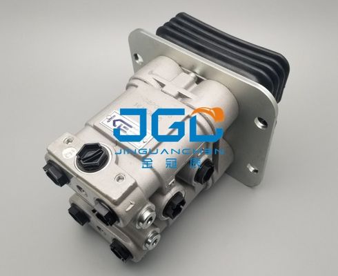 Soupape d'aspiration de Components SY135-8 SY215-8 SY235-8 d'excavatrice 1010302310 PVD8P5021A