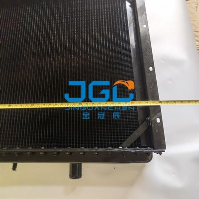 Accessoires de machines d'ingénierie de radiateur de réservoir d'eau de niveleuse GR180