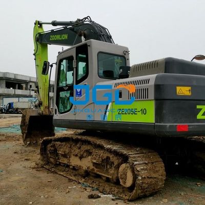 Le train avant de l'excavatrice 205E 365E 245E 155E-10 pousse vers le bas et tire la vitre arrière de la porte de la fenêtre