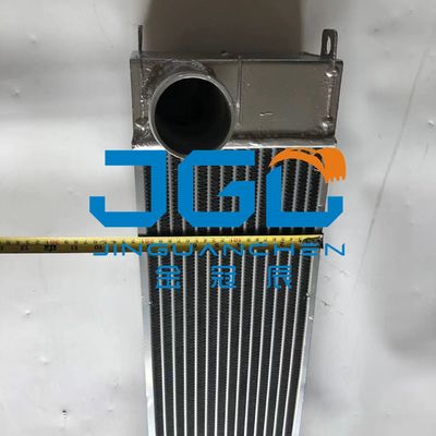 Excavatrice Construction Machinery Parts de PC240-8 MO Diesel Engine Intercooler 206-03-24170