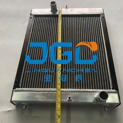 Pièces détachées de machines de construction EX55 Radiateur à réservoir d'eau 4611871 4467233 4487293