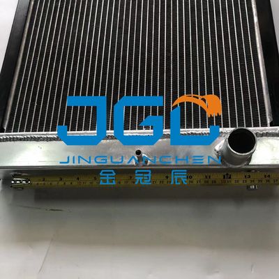 Pièces détachées de machines de construction EX55 Radiateur à réservoir d'eau 4611871 4467233 4487293