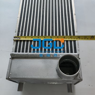 Parties de machines de construction EX330-3 Radiateur d'eau pour excavatrice hydraulique Hitachi