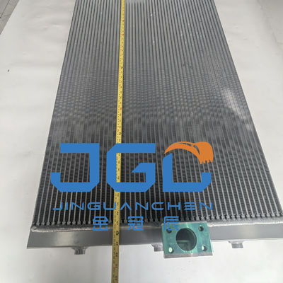 Excavateur R485 R480LC-9S Radiateur réservoir d'eau 11QB-45020 Pièces de machines d'ingénierie