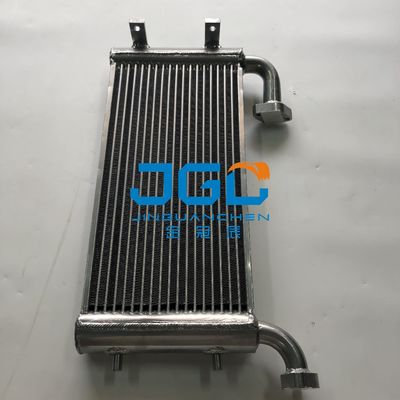 PC78US PC78US-6 PC78US-5 PC78 Excavateur refroidisseur d'huile hydraulique radiateur en aluminium réservoir d'eau 21W-03-31112