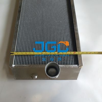 Excavatrice Accessories de radiateur de réservoir d'eau des accessoires UH07-5 de machines