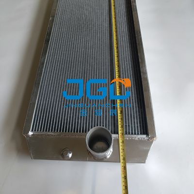 Excavatrice Accessories de radiateur de réservoir d'eau des accessoires UH07-5 de machines