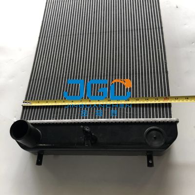 Excavatrice Parts du radiateur 4668378 de réservoir d'eau des pièces de machines de construction ZAX200-5B