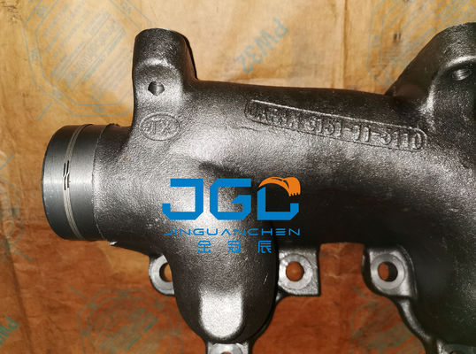 Le système d'échappement de l'excavateur est équipé d'un collecteur d'échappement 6151-11-5110 PC400-7 6D125
