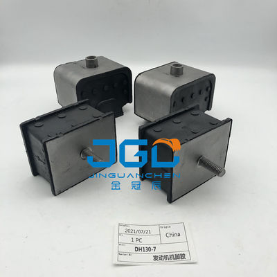Pièces de pelles Doosan Daewoo DH130-7 adhésif antichoc en caoutchouc pour pieds de moteur.