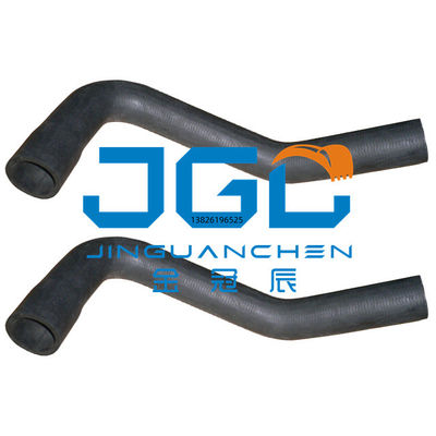K1027572 Pièces de machines de construction DX60 Excavateur jusqu'au bas du réservoir Pipe en caoutchouc pour le radiateur du moteur Fabriqué