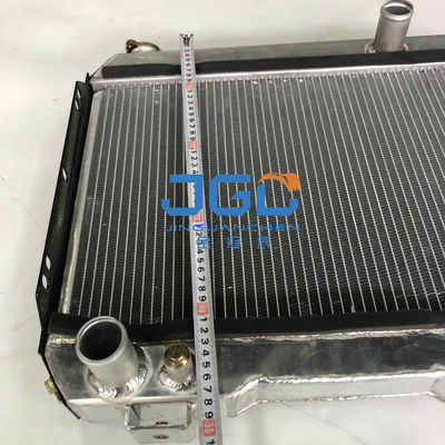 Radiateur à réservoir d'eau Yuchai YC35 pour excavatrice