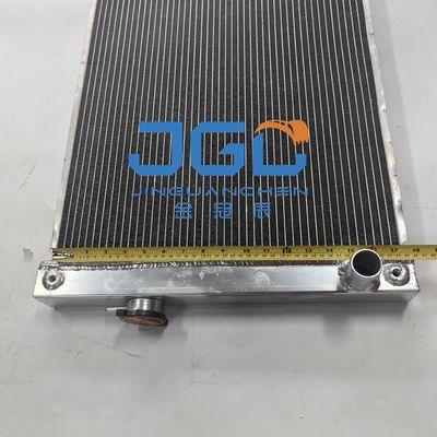 Pièces détachées pour excavatrice DX80 DH80-7 Pièces de refroidisseur hydraulique Réservoir d'eau DH80-7 Radiateur d'excavatrice 440211-00175