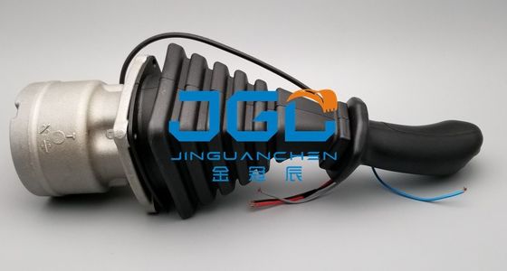 DH225-7 DH300-7 R215 225 235-7 Poignée de joystick de l'excavateur Pour l'excavateur 420-00344 410113-00149