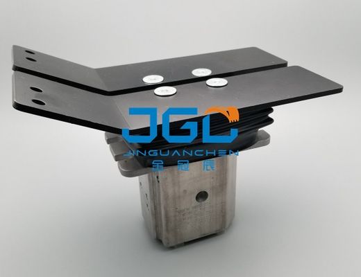 DX70 DX75 Pièces de la pelle de l'excavatrice Vapeur à pédale de pied modèle SY335 SY360 SY365 DH55 DH60 DH150-7ber et Vapeur de commande à marteau hydraulique