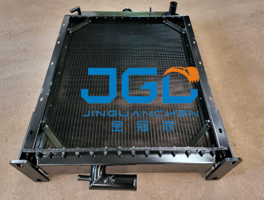 Directement de l'usine LG936 Cummins réservoir d'eau Radiateur en cuivre en aluminium