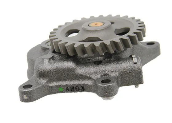 Excavateur 8-94390414-1 8943904141 Pièces moteur 6HK1-T Pompe à huile