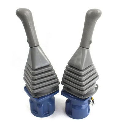 Le pilote de la vanne de contrôle de l'excavatrice, le joystick et la poignée de commande pour E70B E120B E200B E312 E320