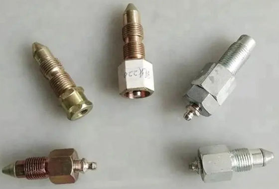 Parties de pelleteuses, raccords à graisse pour R60 R215 DH220 EX55 SK60