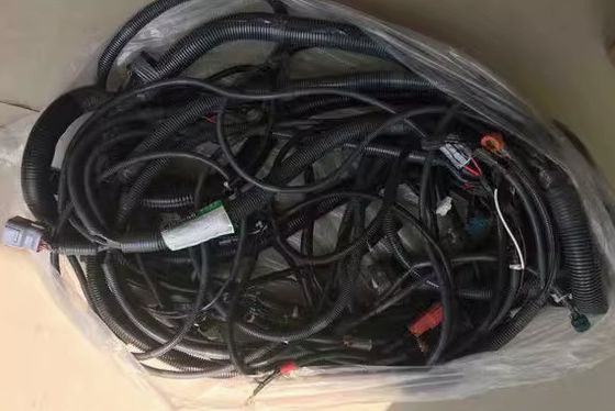 Le câble principal de l'appareil est fixé sur le harnais ZX330/360/200/240/450 pour les pelles 55643
