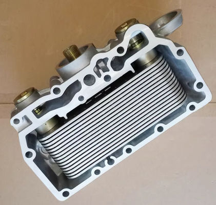 Assemblage de radiateur d'huile moteur EC220D/250D/300D/210B/240B/290B Haute qualité pour les excavatrices 634634