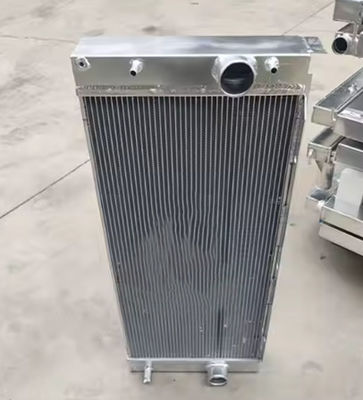 JCB332/Y6220 Plaque de barre de radiateur d'eau JCB205 Pour les excavatrices