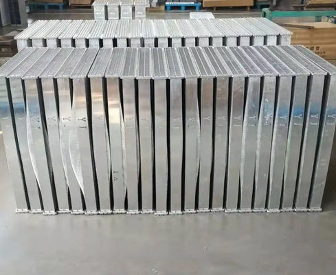 Applications d'ingénierie Radiateur pour excavatrice E120B Pièces pour excavatrice