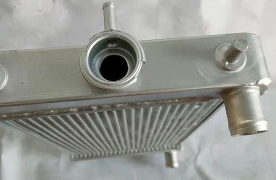 Radiateur en aluminium de haute qualité PC18 pour usine de pelleteuses