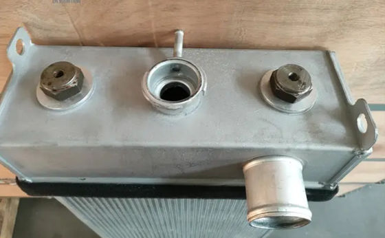 20Y-03-42452/20Y-03-42451 /206-03-21412/206-03-21411 Radiateur en aluminium PC200-8