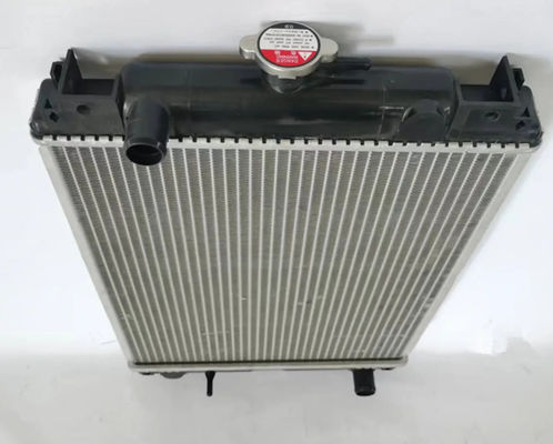 PC30 PC30MR-1 PC35 PC35MR-1 PC38UU-3 Radiateur pour excavatrice 21U-03-31102