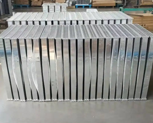 Vente à chaud de radiateur de pellicule en aluminium DH55-5 Source d'usine
