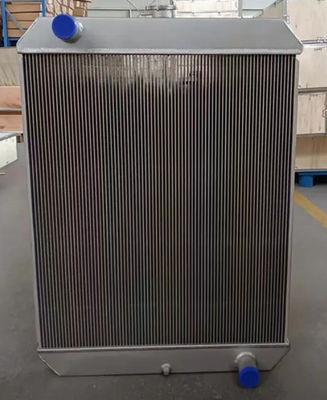 SY135-8 Excavateur réservoir d'eau radiateur matériel d'aluminium Ventes d'usine