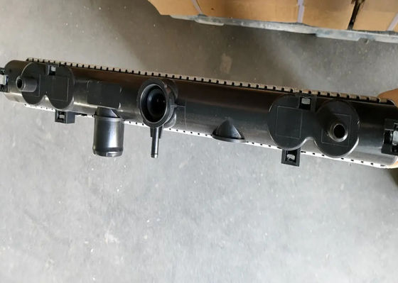 Réservoir d'eau EX70 Radiateur pour usine de pelleteuses