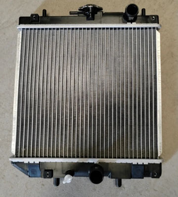 Matériau en aluminium K7561-85210 RTV900 Radiateur de l'usine de la pelle