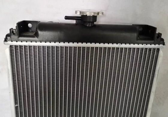 Radiateur à réservoir d'eau Assy RA221-42300 Pour les excavatrices Kubota U15 U17 U15-3 U17-3