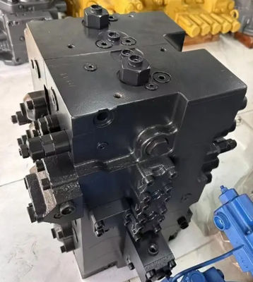 R485 R505 R520-7-9 Valve de commande hydraulique principale de l'excavatrice