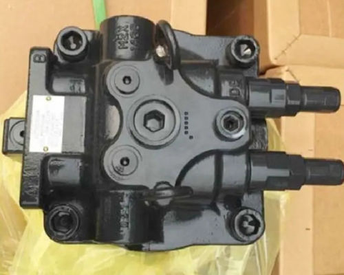 M2X150CHB-19A-03 est utilisé pour les moteurs rotatifs des excavatrices EX215 EX400 EX450
