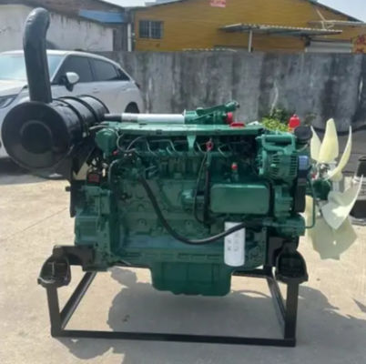 Assemblage du moteur D6E pour les machines d'ingénierie de la pelle Volvo EC210B