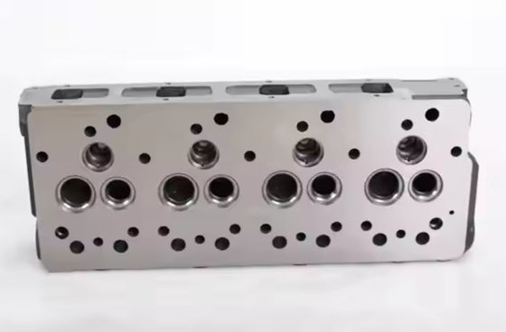 Moteur de haute qualité Partie 4D94 Assemblage de la tête de cylindre
